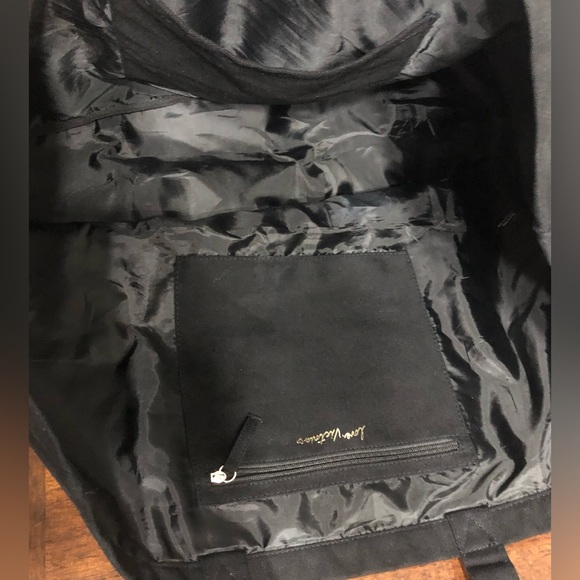 Victoria ’s Secret shoulder bag Love Heart graphic black.25”W X 26LX 16”H - Picture 6 of 8